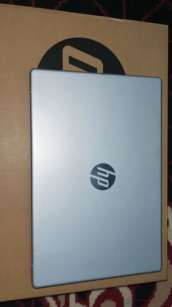 laptop hp 14 em-0320AU