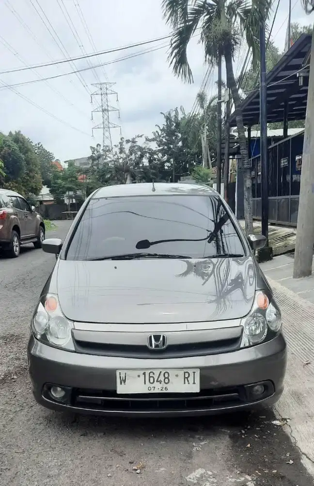 Honda Stream 1.7 automatic tahun 2006