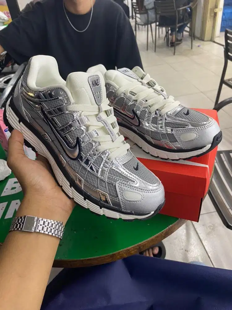 Nike P-6000 silver