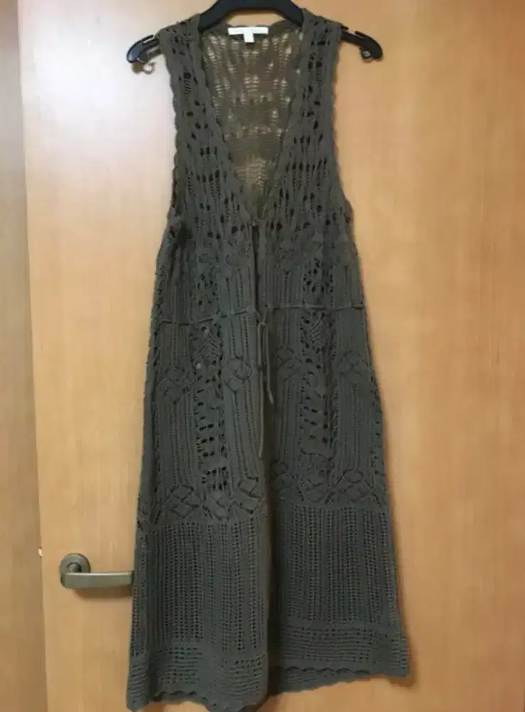 Brand Uniqlo Rompi Rajut (Vest)