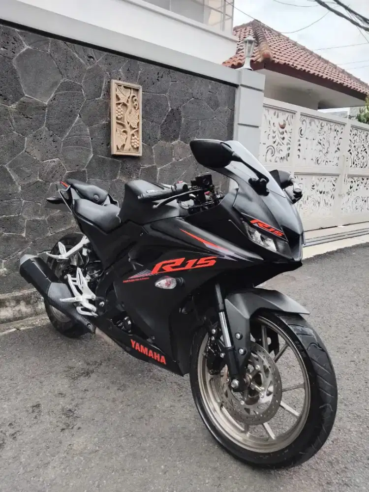 Yamaha R15 V3 2018 Mulus Cash & kredit