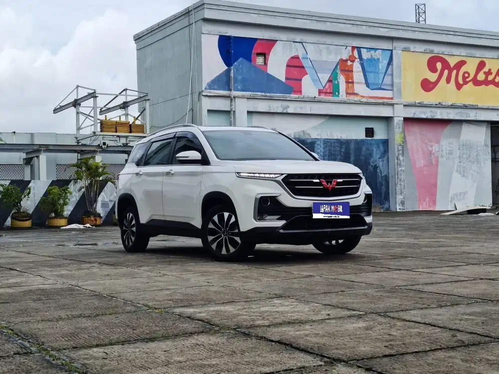 Wuling Almaz 1.5 Exclusive Matic 2022 low Km 16rb Tangan 1
