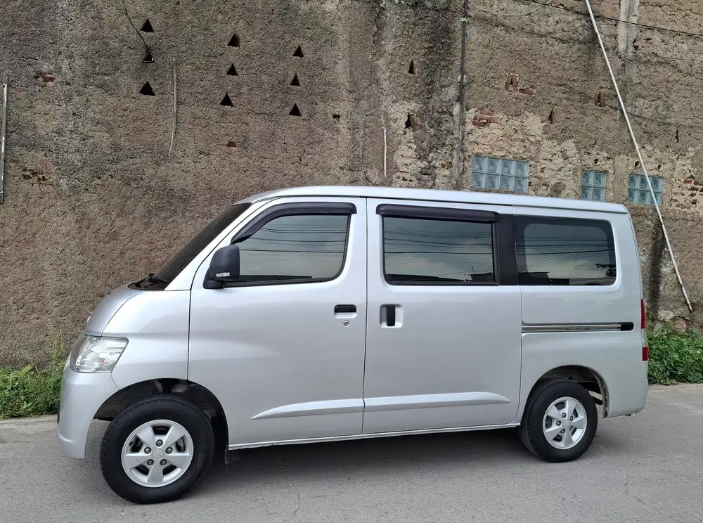 Granmax Minibus AC KM 69rb Daihatsu Grand Gran Max MB 2019