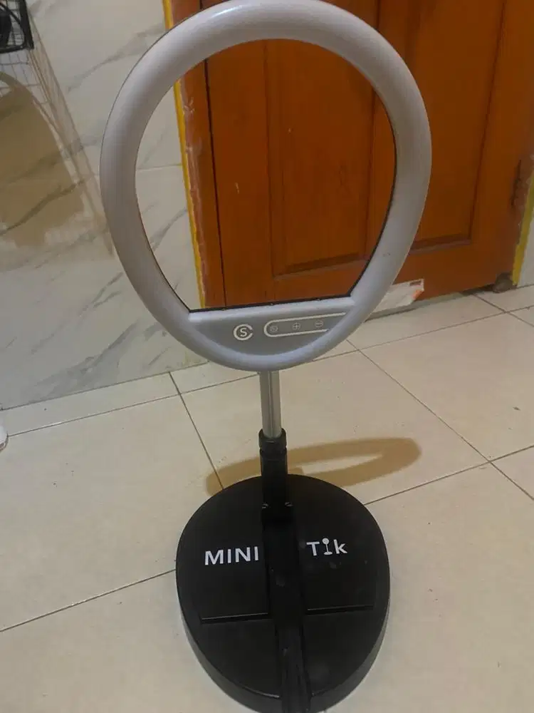 RINGLIGHT / LAMPU MAKEUP CATHIESTUFF