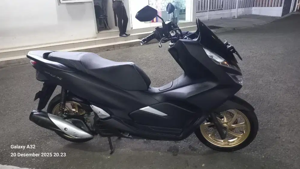 Dijual satu unit motor pcx pemakaian pribadi