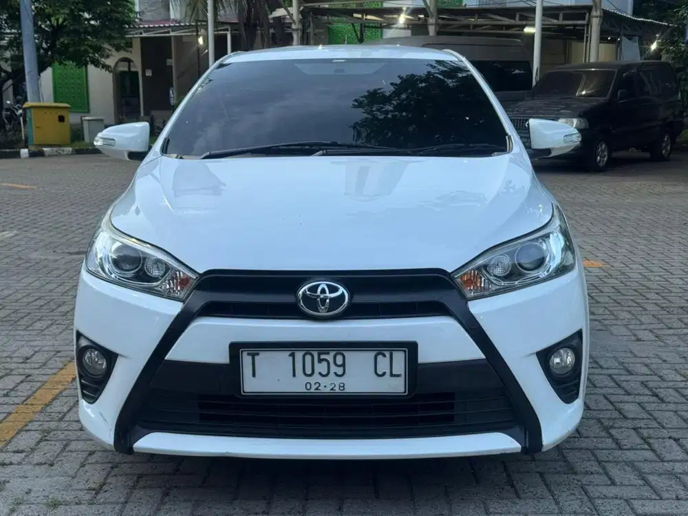 Yaris G AT 2015