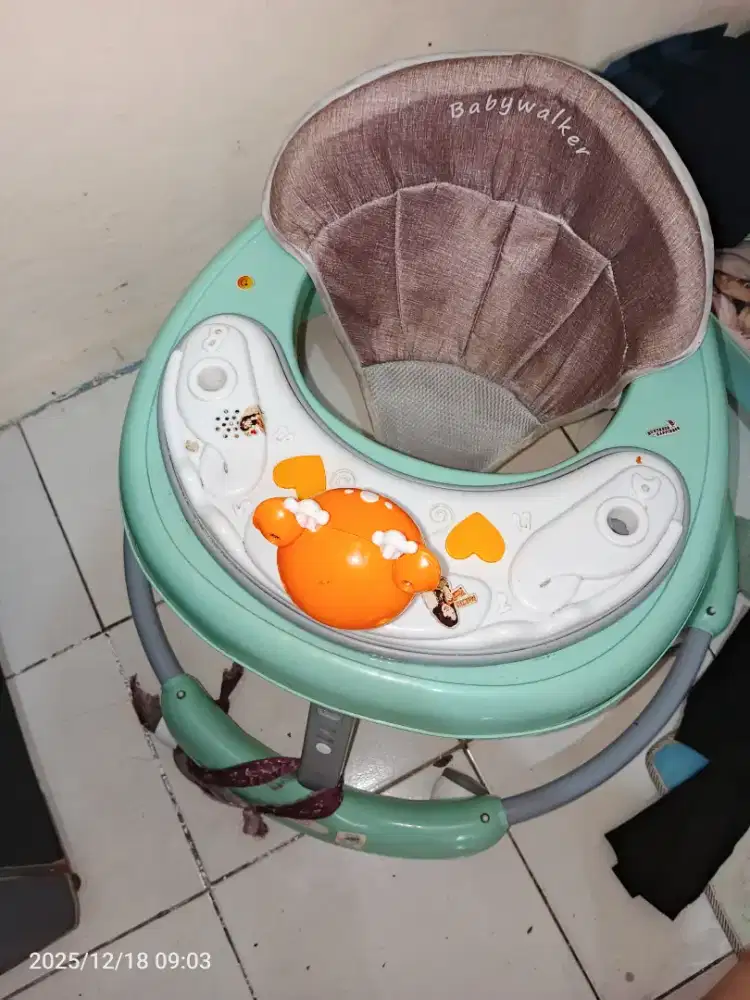 Edisi mau pindahan dijual Baby Walker