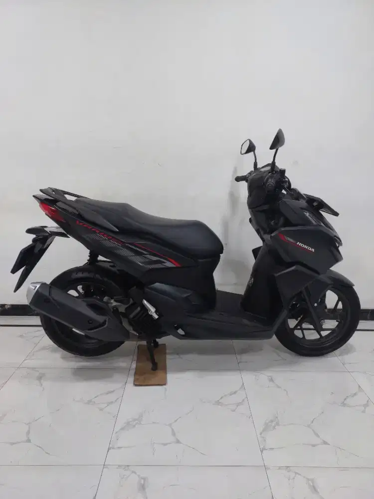 Honda Vario 160 ESP CBS ISS Keyless LED Fi 2025 bulan 6 Bisa Kredit