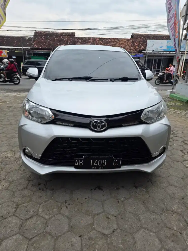 Avanza veloz 1.3 matic tahun 2017