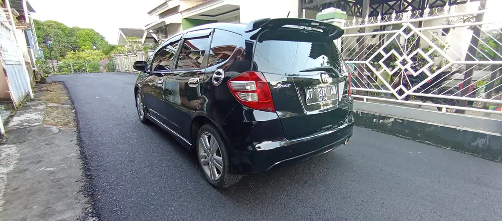 Honda Jazz 2011 Bensin