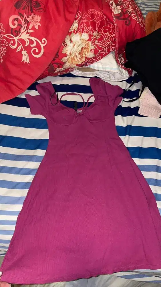 JUAL DRESS PANTAI H&M DAN COLORBOX