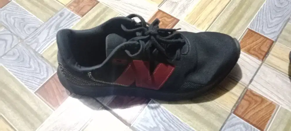 Sepatu NB original uk 42