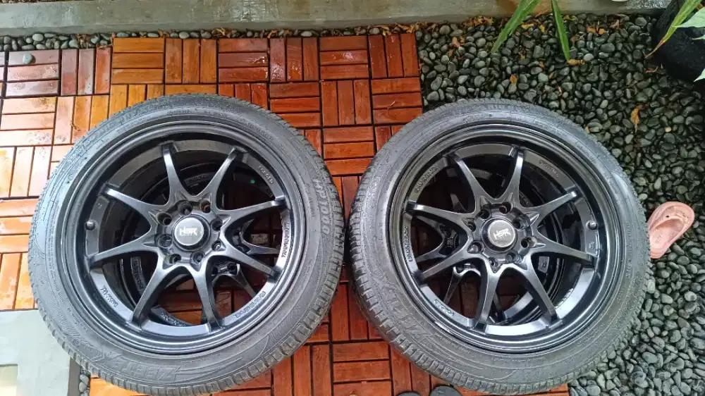 Velg HSR Wheel ring 16 plus ban masih bagus ex Avanza
