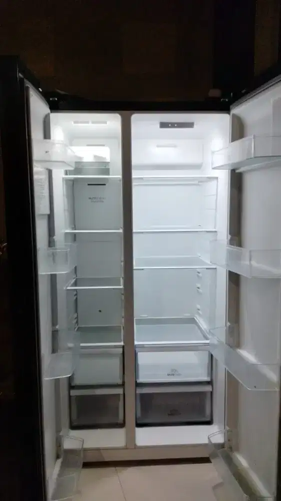 Electrolux side by side jual cepat