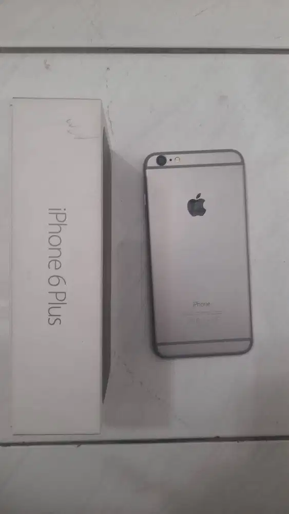 Iphone 6 Plus bekas anak masih nyala