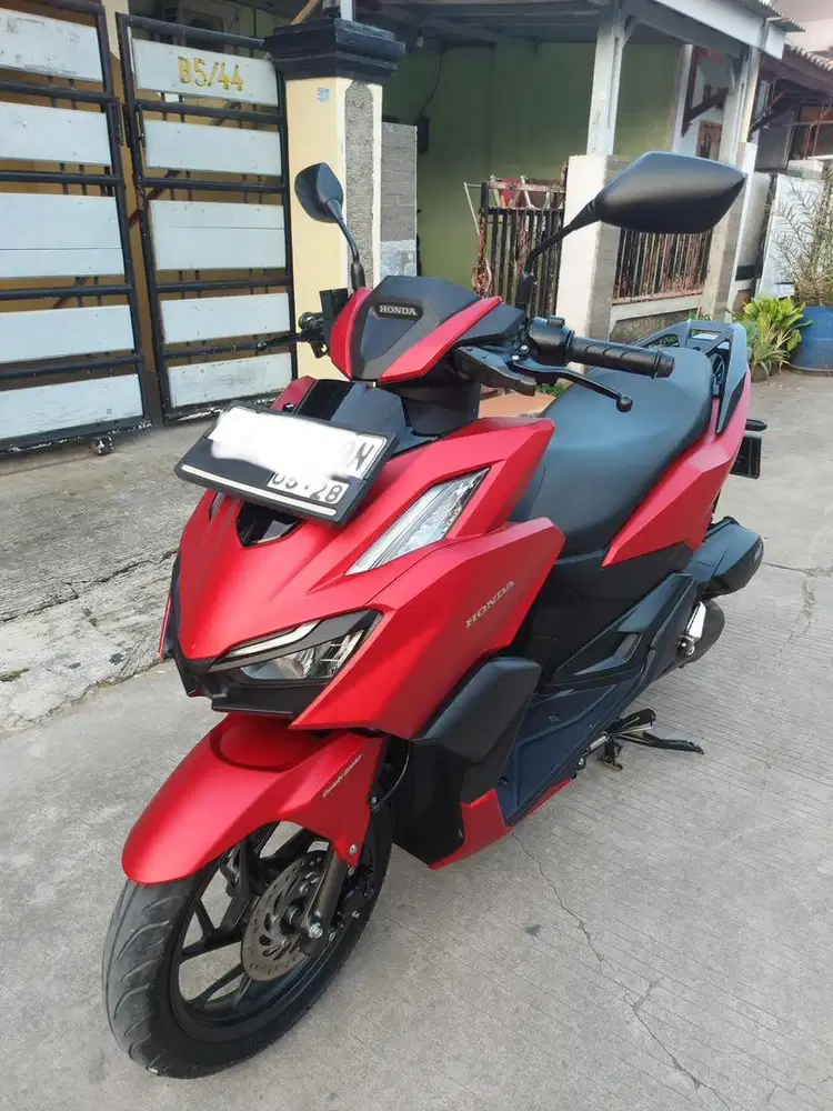HONDA VARIO 160 CBS MERAH