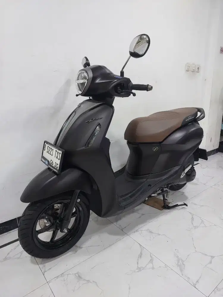 Yamaha Grand Filano Lux 125 Bluecore Keyless 2025 bln 6 Tipe tertinggi
