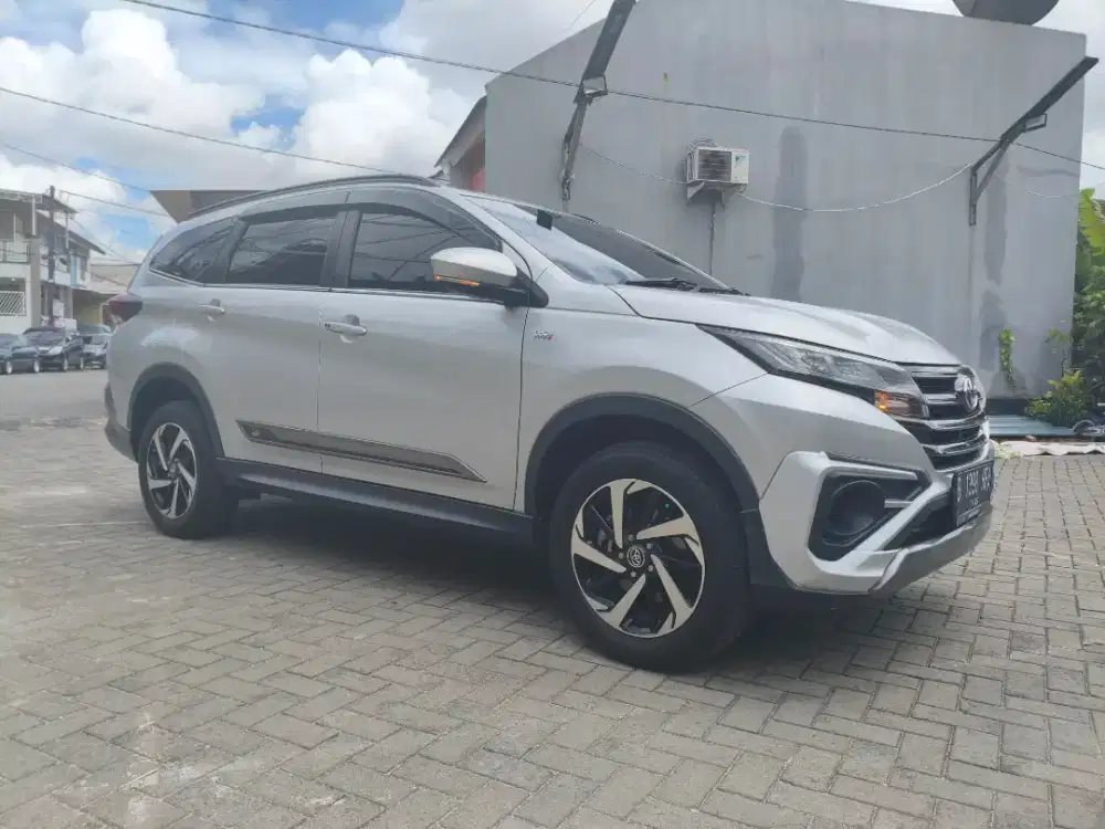 Toyota rush GR matik 2021 di Tangerang