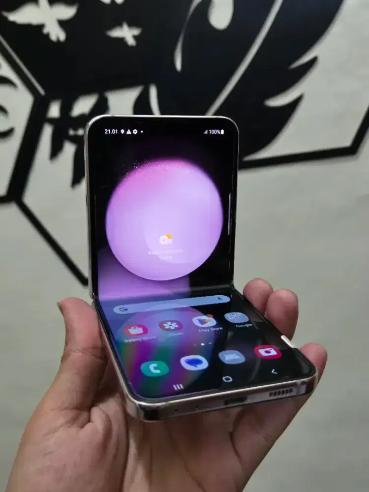 Samsung Z Flip 5 5G 8/512GB Sein