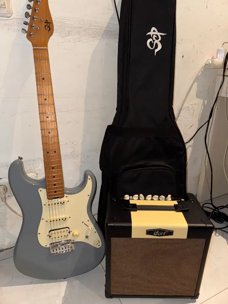 Gitar listrik SCP SS20 dan Ampli Cort CM15R harga miring, baru beli