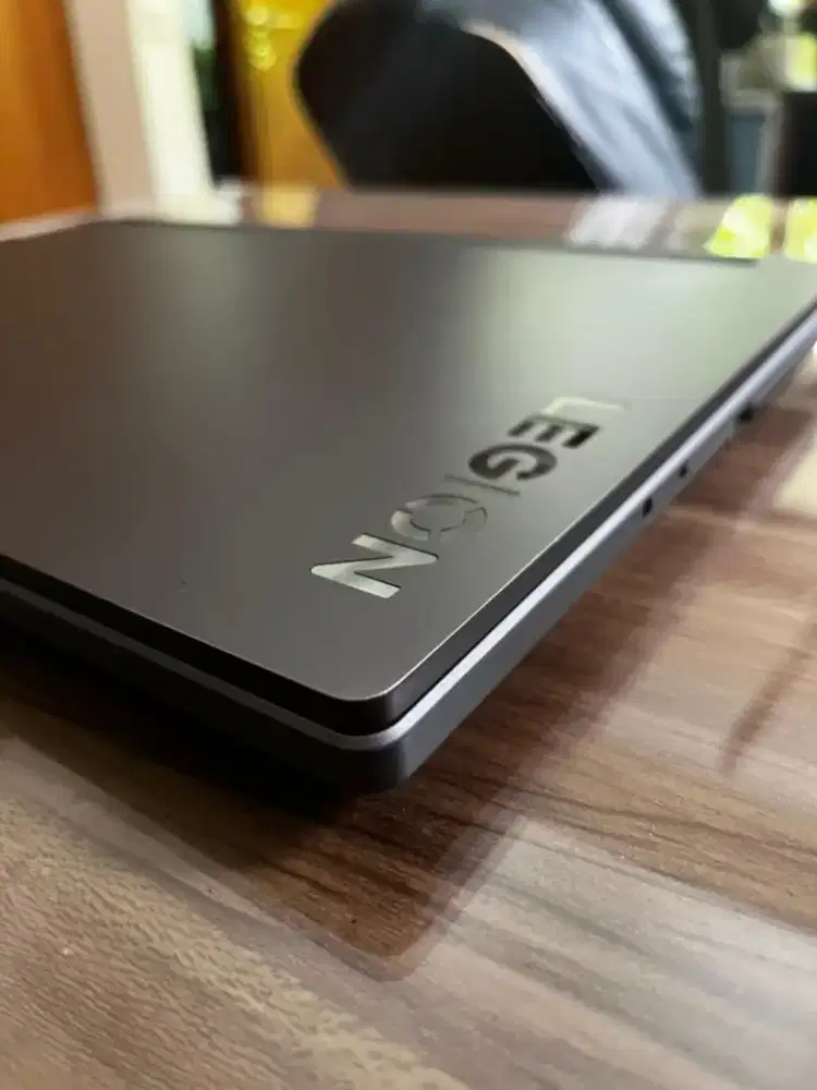 Laptpop Lenovo Legion 5 15ARH7
Model : 82RE0005ID