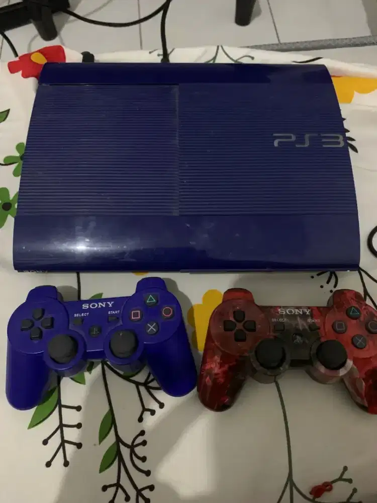 SONY PS3 Super Slim [500 GB/ Full Game]