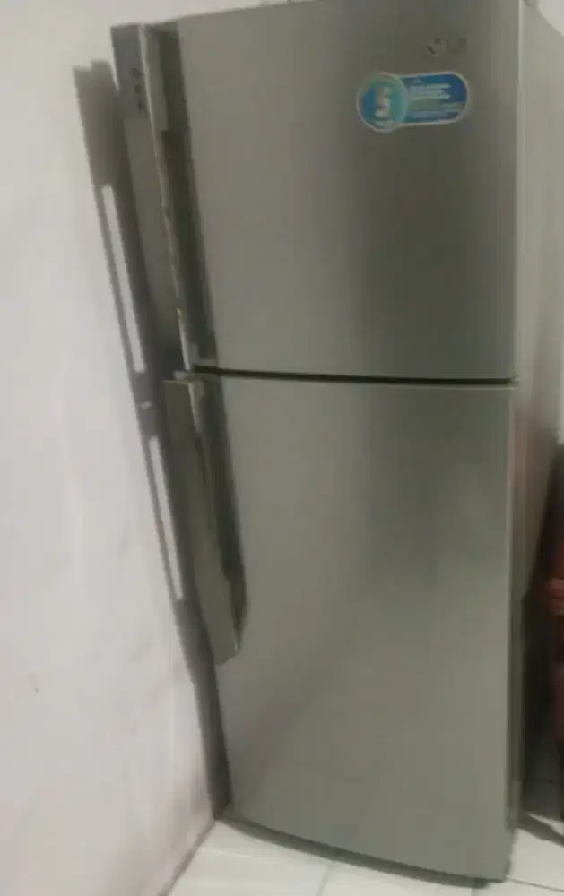 Kulkas 2 pintu INVENTER