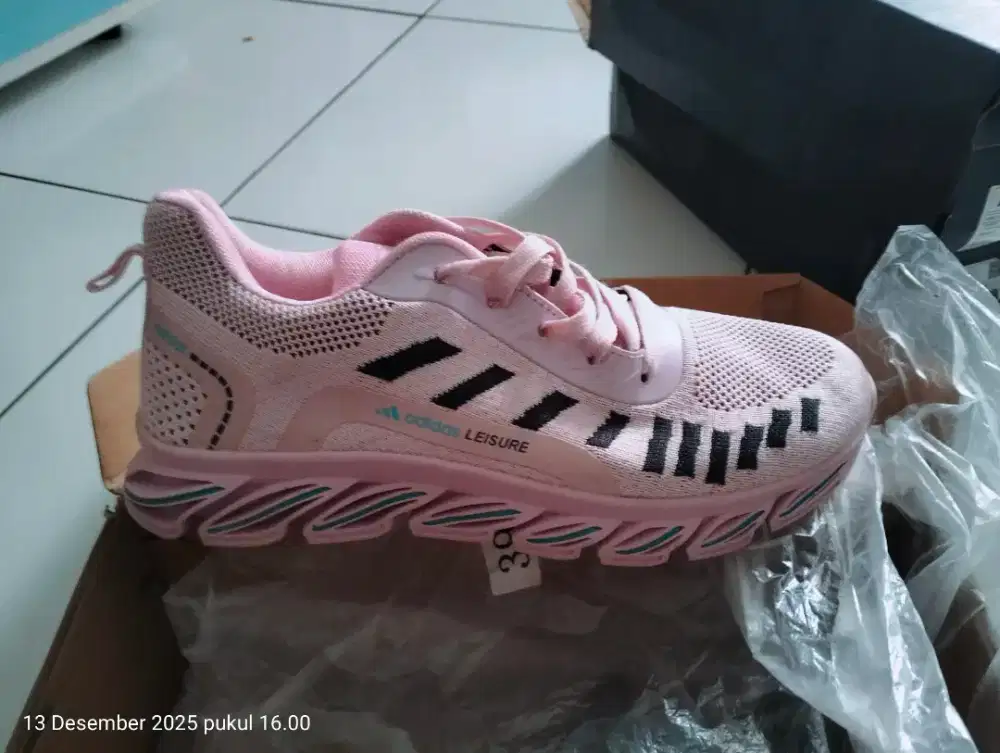Adidas pink size 39