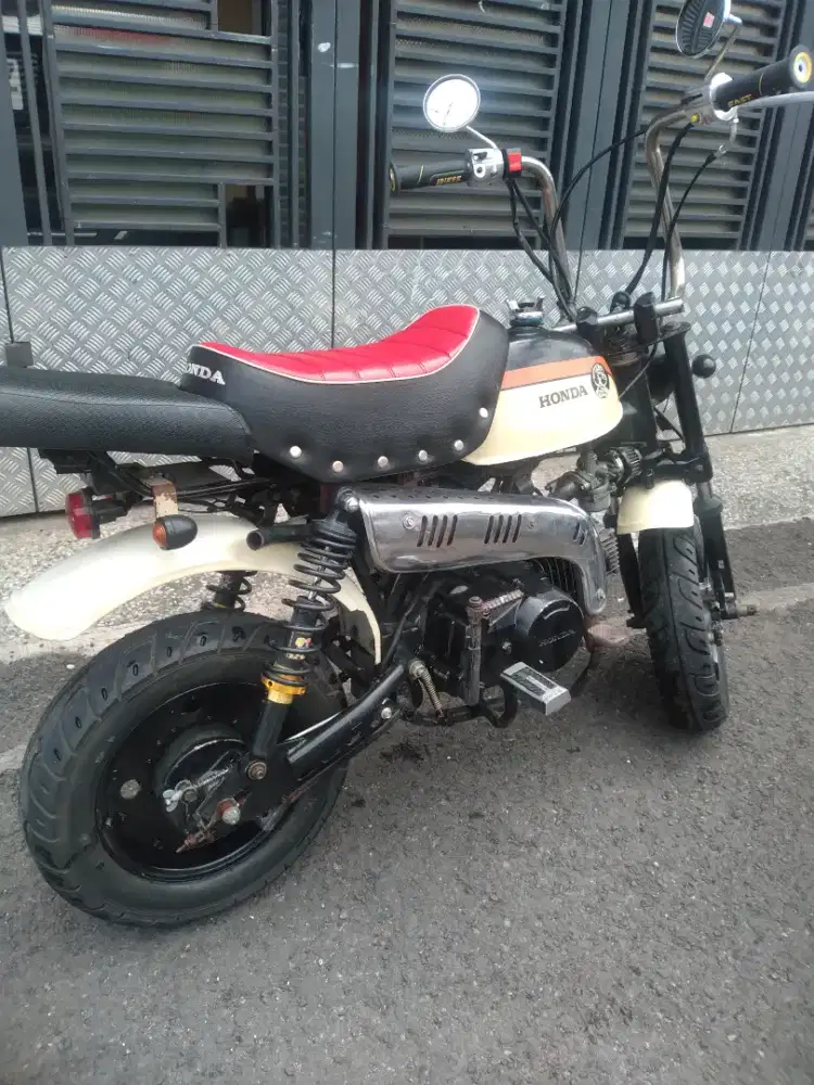 Honda mini mongkey revo