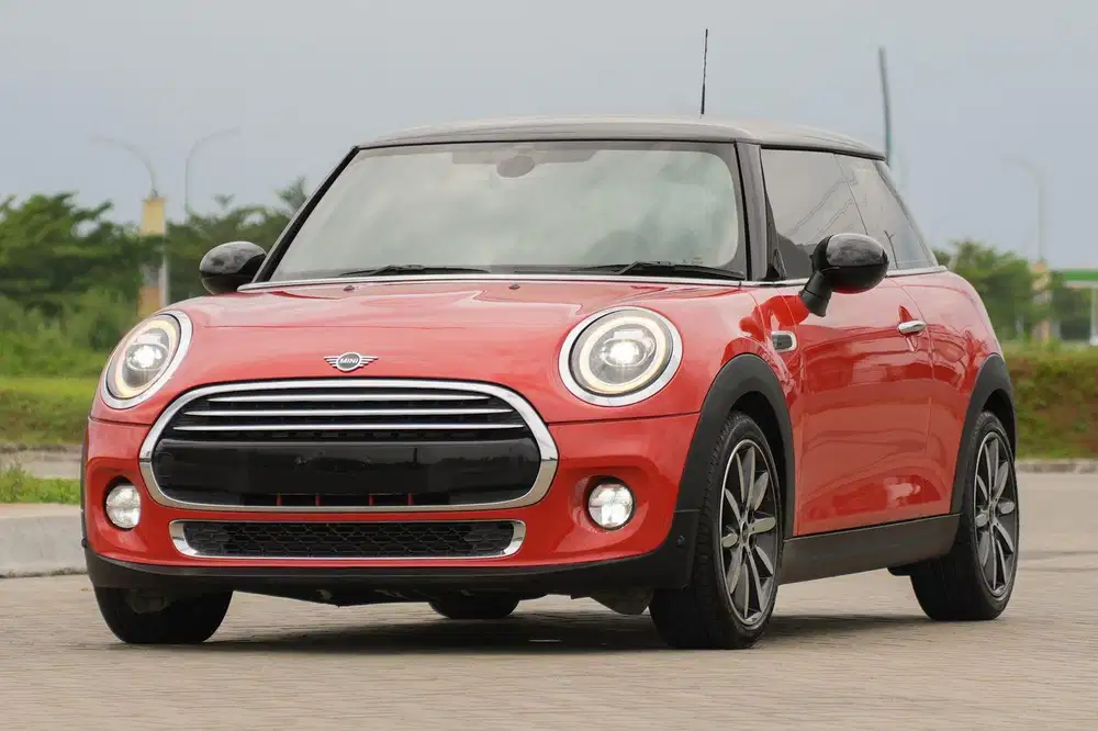 Tampil Beda! Mini Cooper 3 Doors Turbo F56 CBU 2019 320i gla200 x1