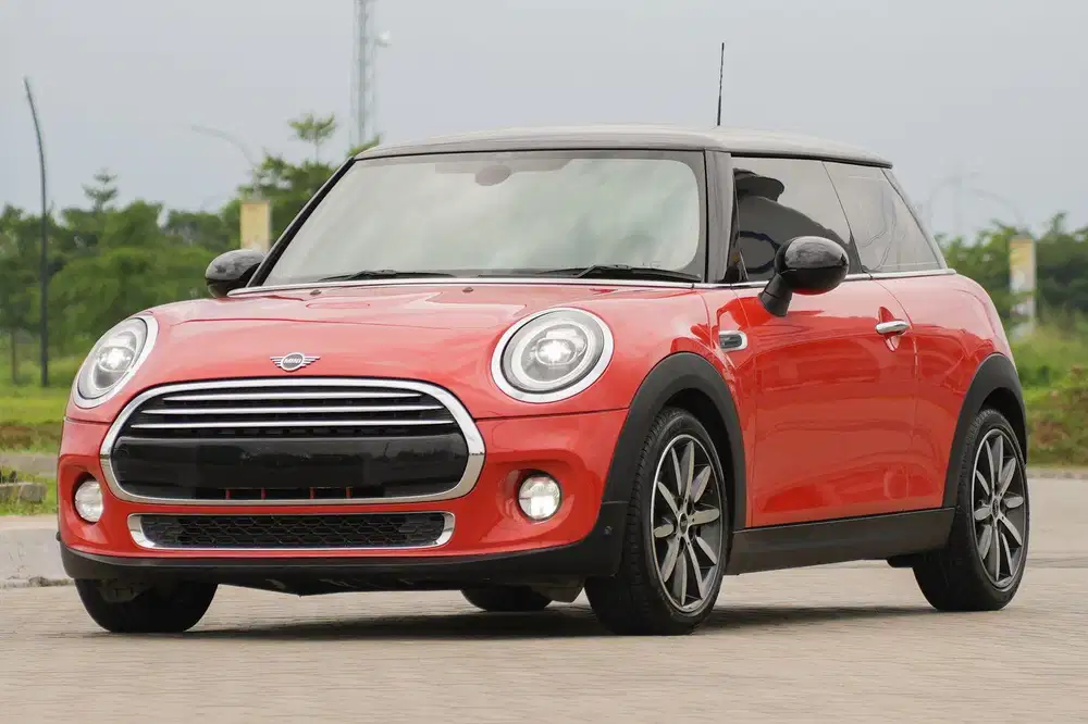 I Know You Want Me! Mini Cooper 3 Doors Turbo F56 CBU 2019 c200 320i