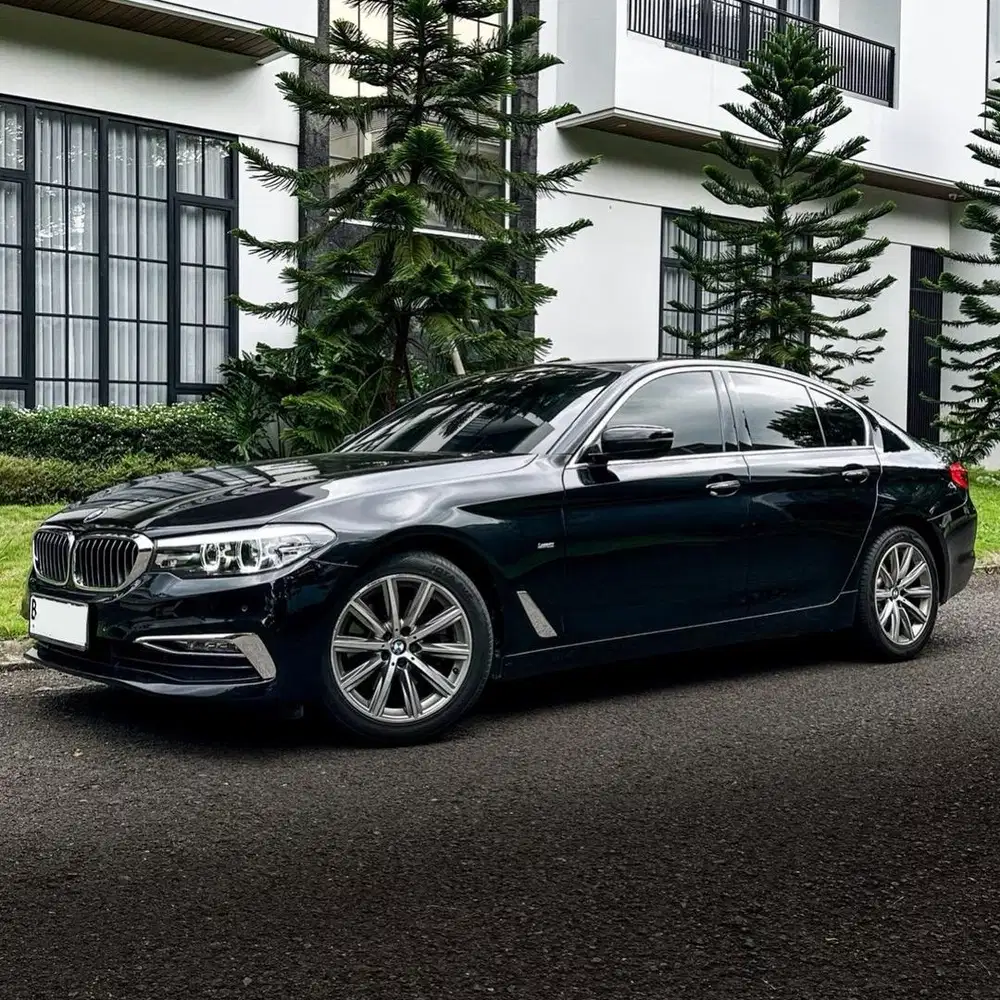 (CASH) BMW 520d Luxury Diesel G30 2017