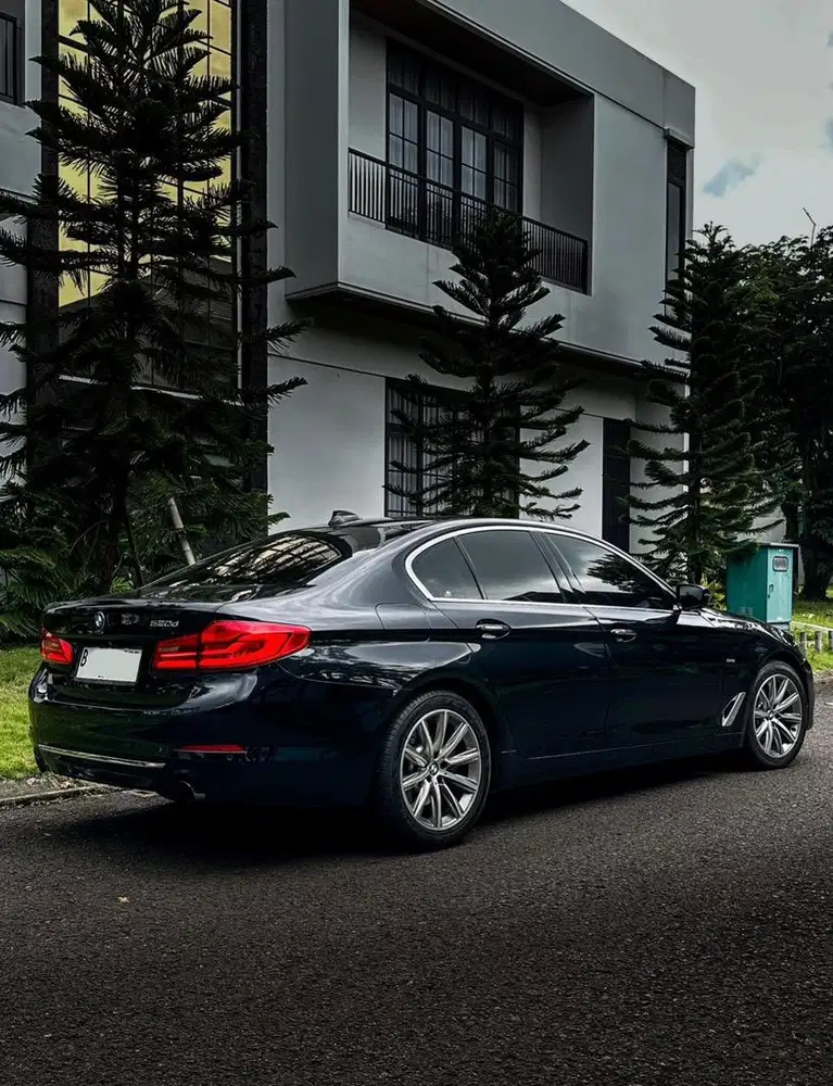 (CASH) BMW 520d Luxury Diesel G30 2017