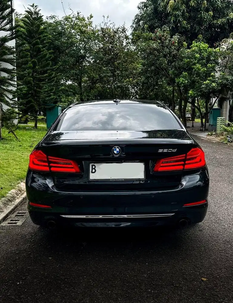 (CASH) BMW 520d Luxury Diesel G30 2017