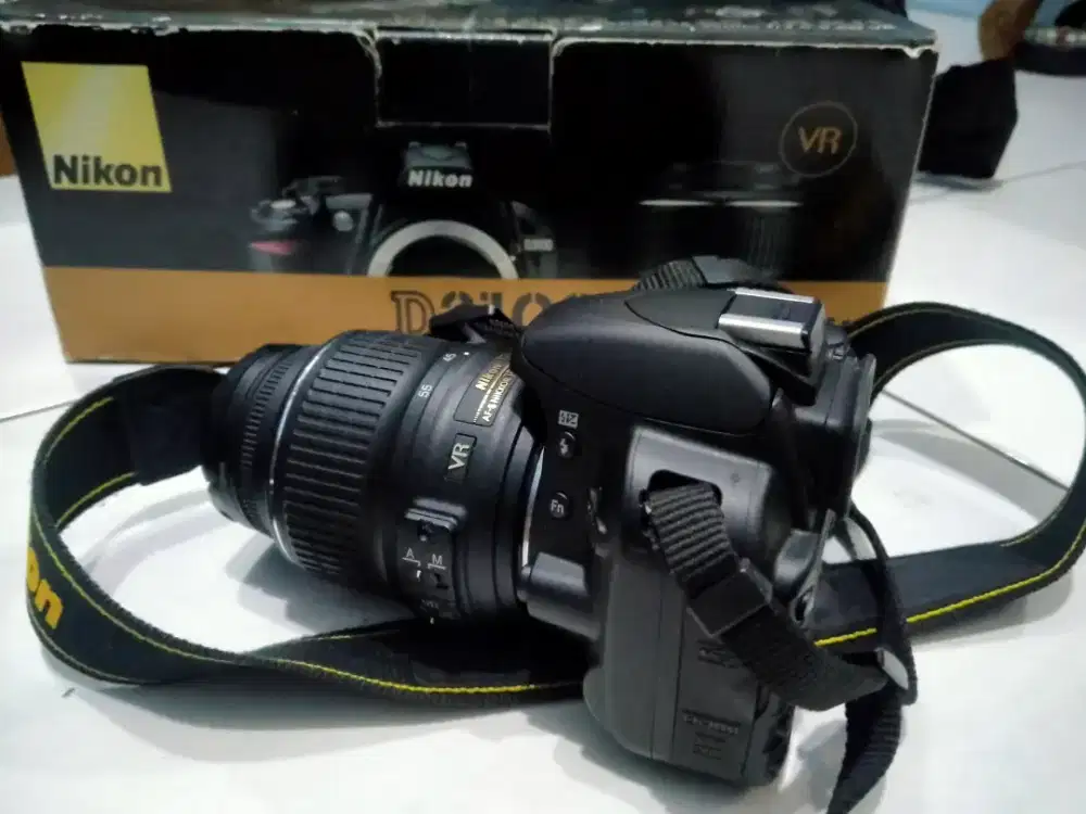 Di jual camera Nikon D3100 
18-55VR kit