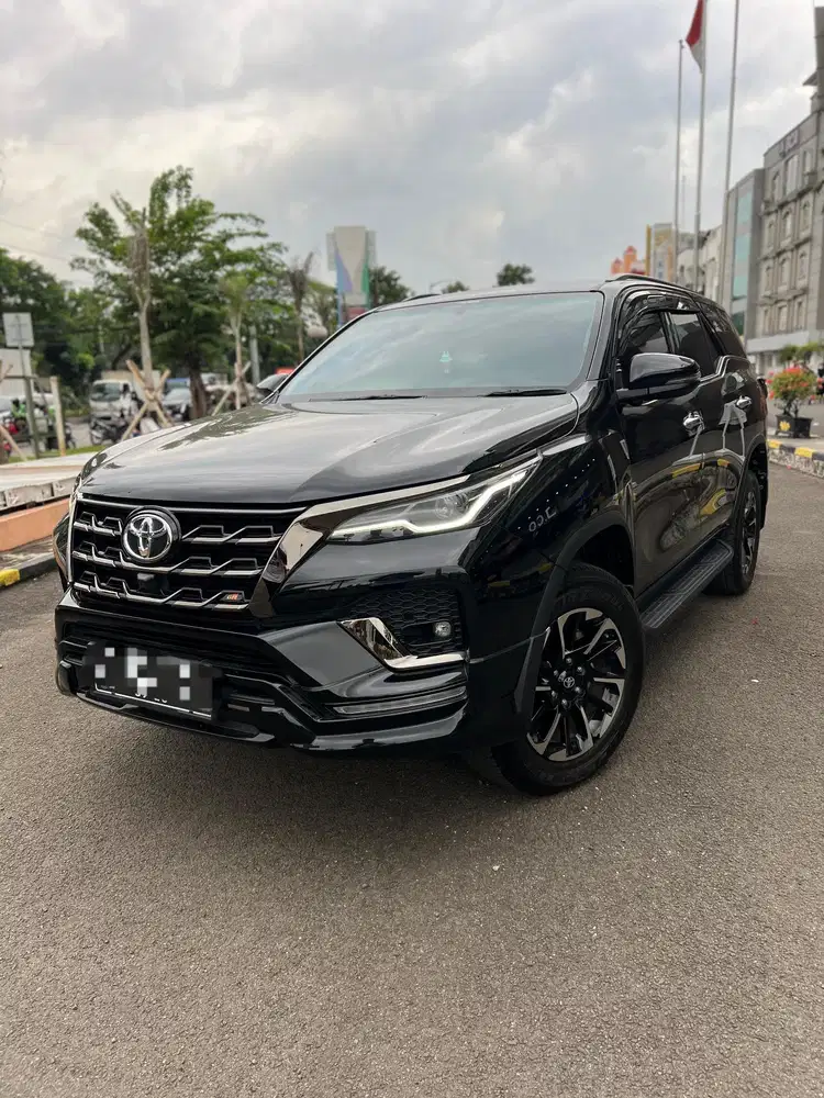 Km 9 Rb ! Fortuner VRZ 2.4 GR Sport 4x2 Diesel 2021