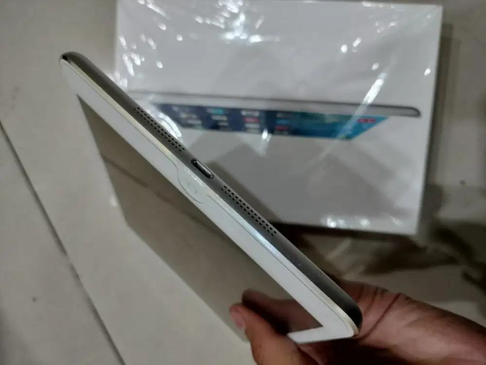ipad mini 2 wifi only 128gb mulus perfek