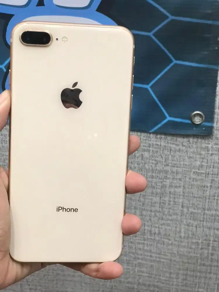 Iphone 8+ 256 gas keun