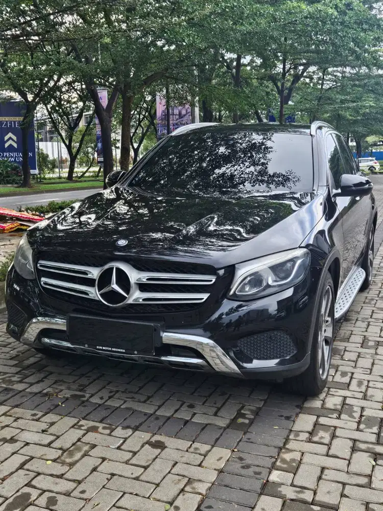 [Kondisi Terbaik!!] Mercedes Benz GLC250 AMG NIK 2017!! Hitam Matic