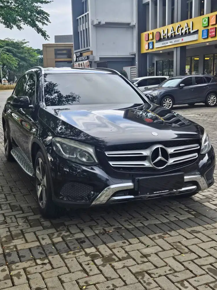 [Garansi 1th!!] Mercedes Benz GLC250 AMG NIK 2017!! Hitam Matic Bensin