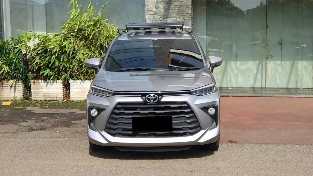 Toyota Avanza 1.5 G CVT TSS AT Silver NIK 2022 Like New Low Km Record