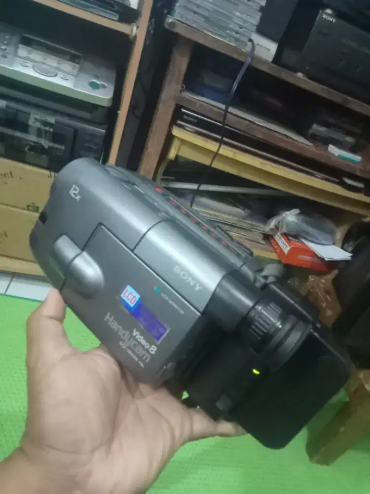Camera handycam SONY seri CCD-TRV30E