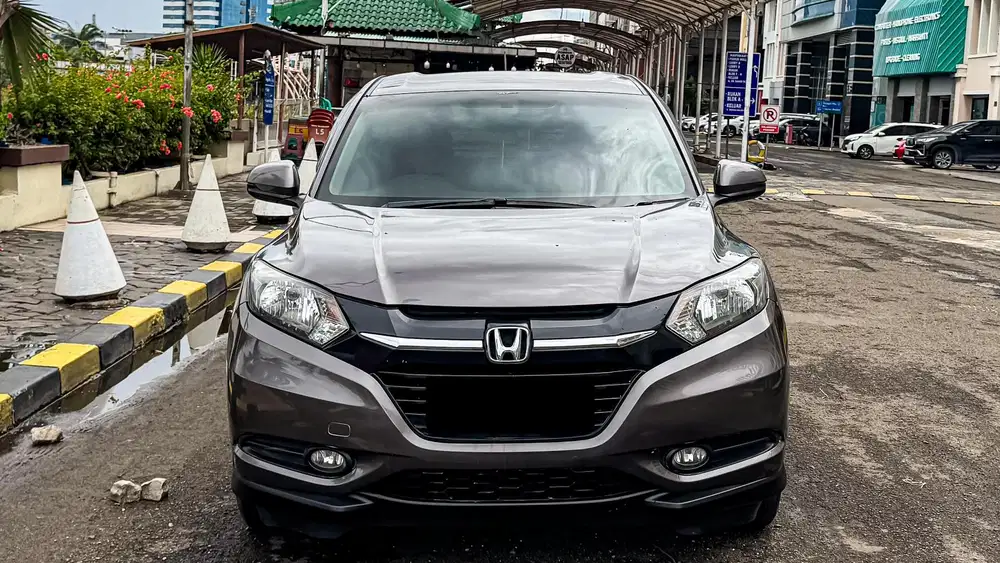 Honda HRV 1.5 E AT 2017 Abu Grey metalik