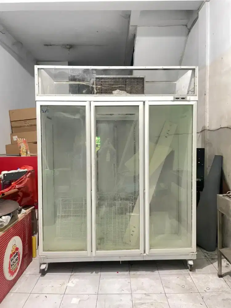 Kulkas Chiller RSA 3 pintu
