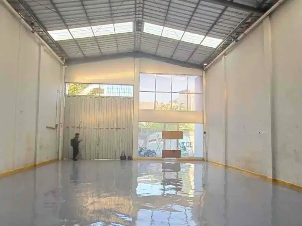 Disewakan Gudang Satu Maret Siap Pakai Akses Container 20” di Gudang Satu Maret Kalideres Jakarta Barat