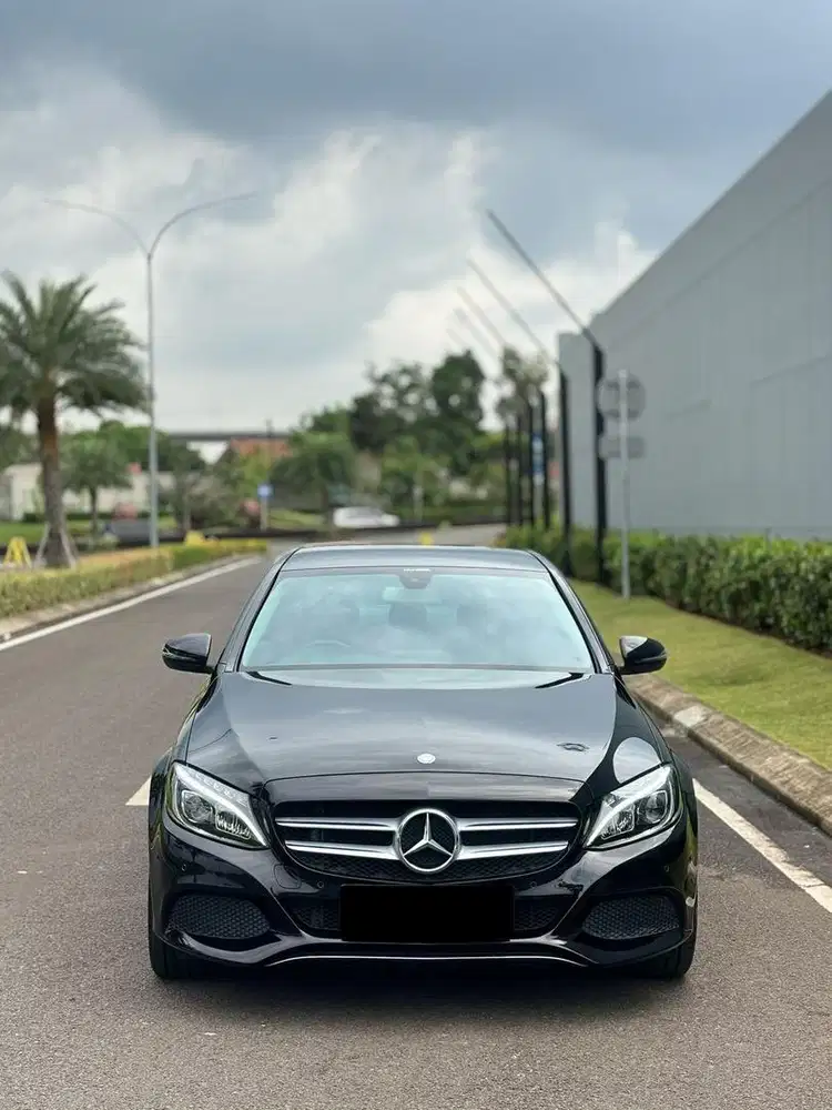 Plat 2 angka !! C200 AVANTGARDE 2017 BERKUALITASS