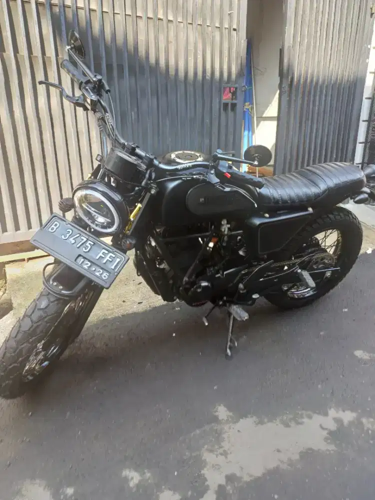 Megapro mono custom scrambler