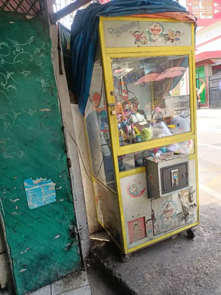 di jual mesin capittt + etalase ukuran 1,5m