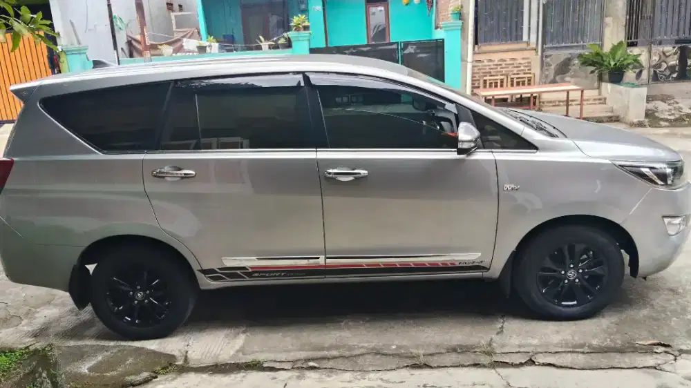 Toyota Kijang Innova Reborn