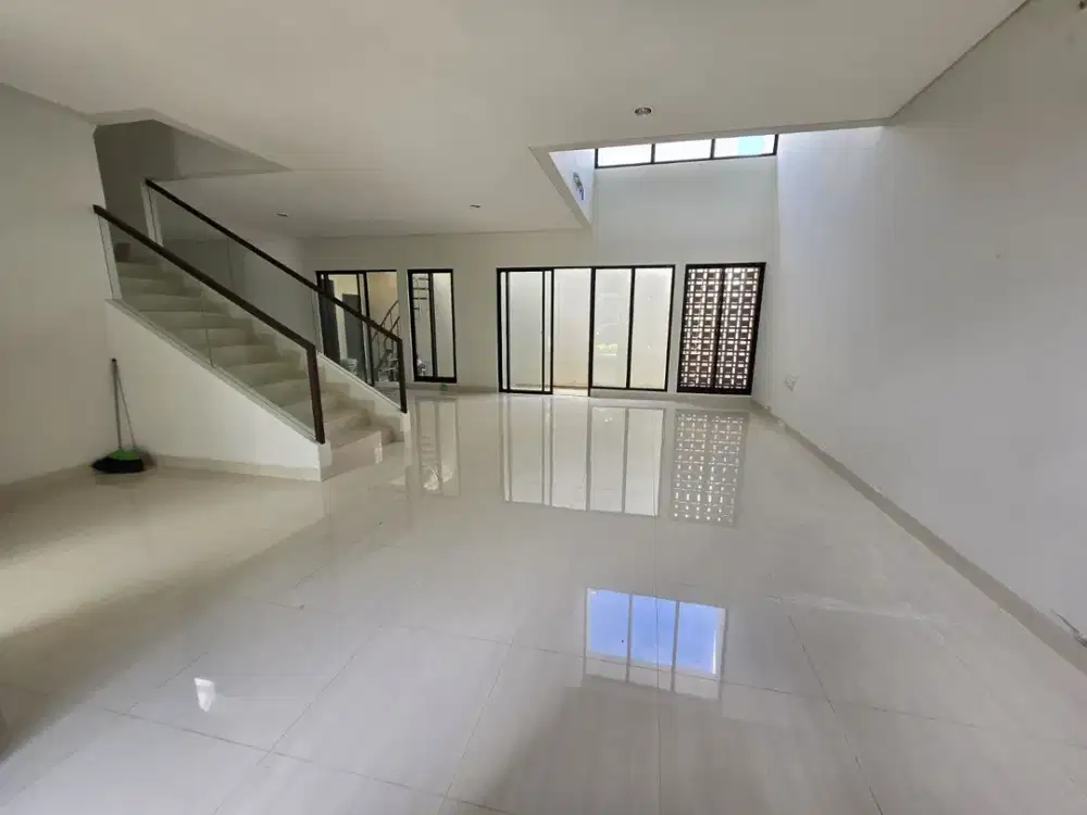 Rumah Lux Siap Huni di Summarecon Bandung Cluster Emily